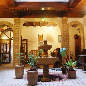 2* Riad Caverne D'ali Baba